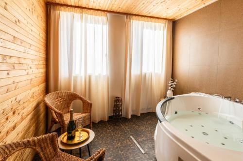 Hotel JISKRA na Čeladné (Hotel JISKRA na Celadne) in Celadna