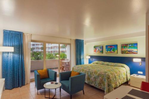Grand Getaway Royal Retreats at Maho Beach Studio – khách sạn tại Lowlands