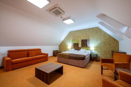 Hotel BELASSI - image 14