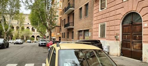 CASA VACANZA COLOSSEO WHOLE HOLIDAY HOME APARTMENT da PAMINO & PRISCILLA - Rome