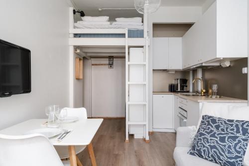 Cozy Renovated Studio in Kallio near Metro Station, Хельсинки (фото 7)