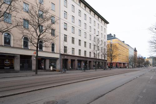 Cozy Renovated Studio in Kallio near Metro Station, Хельсинки (фото 6)