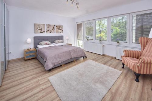 2 Bedrooms, 2 Bathrooms & Garden, Bratislava (photo 2)