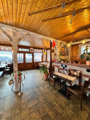 Restaurant, Hotel Post Cunter Biancardi in Conters