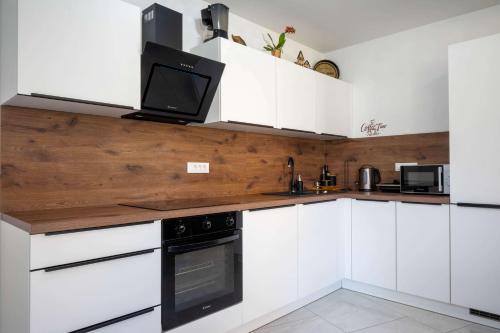 4 Bedroom Private House On The Hill, Ljubljana (photo 10)