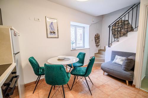 設施, Adriatic Stone House Hunič (Adriatic Stone House Hunic) in 烏馬格