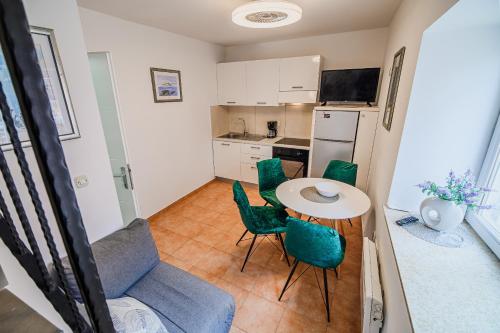 設施, Adriatic Stone House Hunič (Adriatic Stone House Hunic) in 烏馬格