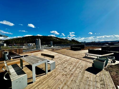 Central by Oslo S and Opera Balcony and Morning Sun, Oslo (photo 11)