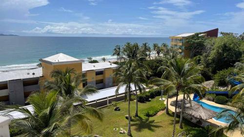 Beachfront Apartment - Terrazas de Cimarron, Margarita in Cimarrón