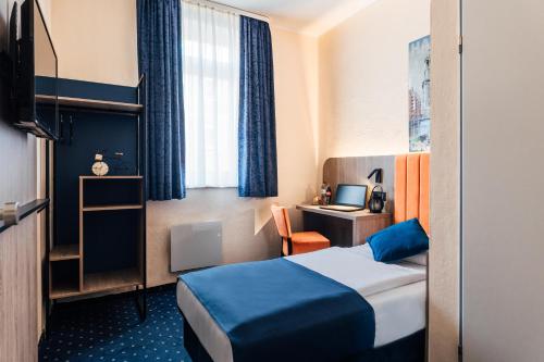 Centrum Hotel Commerz am Bahnhof Altona - image 9