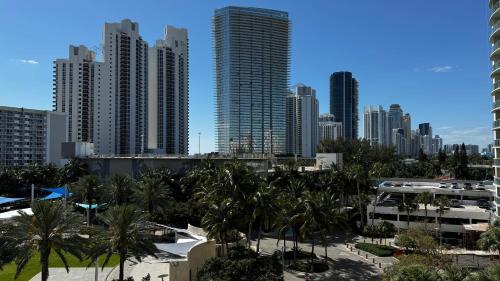 Ocean Reserve Miami Luxury Rentals - image 7