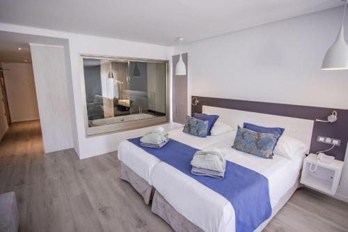 Servatur Casablanca Suites & Spa (Only Adults) - image 7
