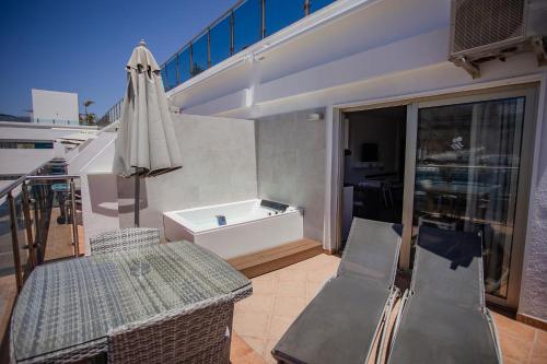 Servatur Casablanca Suites & Spa (Only Adults) - image 2