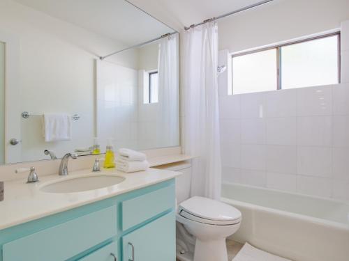 Lena's Hideaway - image 9