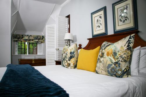 Rawdons Hotel & Brewery Room Type - Luxury Family Room