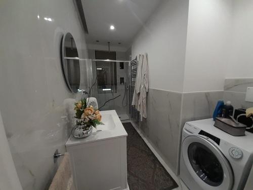 Ванна кімната, a casa tua in Сан - Нікола "Ла Страда"