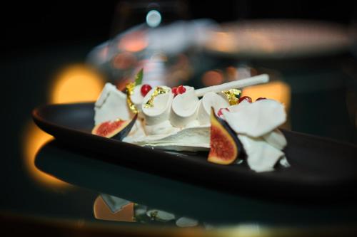 Le Roch Hotel & Spa - image 12