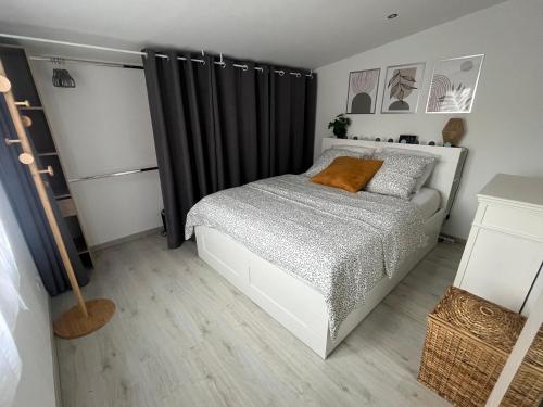 Sublime et paisible maison sur Bellegarde entre Nimes et Arles Sublime et paisible maison sur Bellegarde entre Nimes et Arles