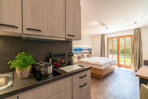 Gäste- und Apartmenthaus Wiesholler (Gaste- und Apartmenthaus Wiesholler) in Chieming