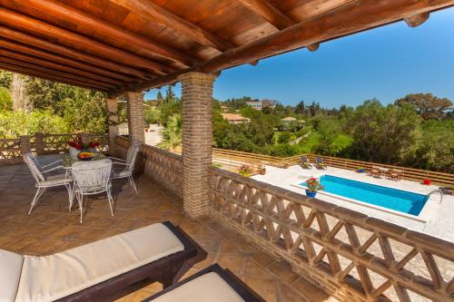 Liuba Houses - main image