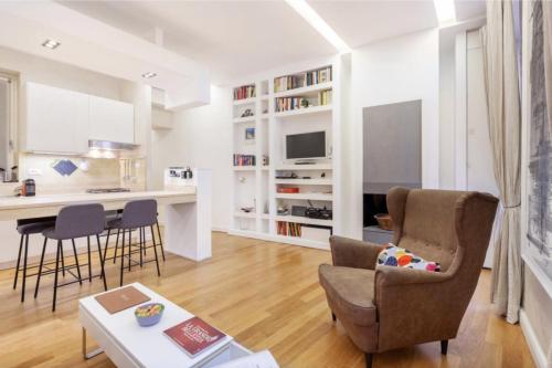 Campo dei Fiori modern apartment with terrace, Roma (foto 3)