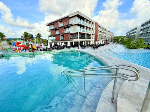 Porto Alto Resort - Vista Mar e Piscina 2 Quartos com Varanda ampla em L Porto Alto Resort - Vista Mar e Piscina 2 Quartos com Varanda ampla em L