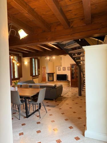 Casa La Corte Mantova in มอนโตวา