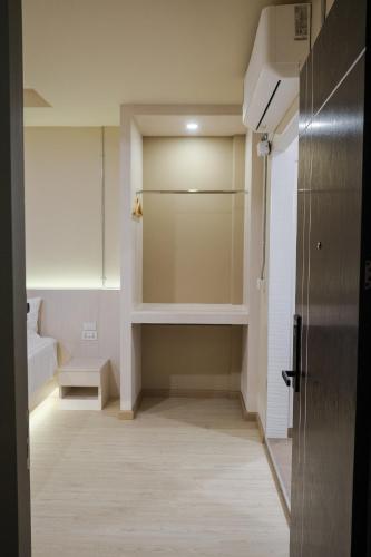 Hat Yai Lorjula INN 3-Star Hotel pool