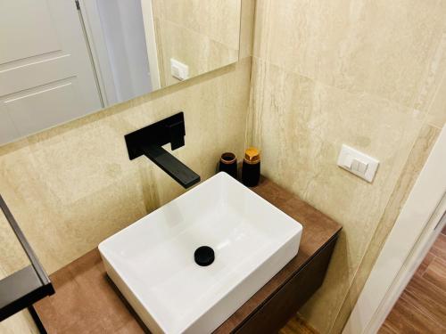 LP San Giovanni Apartment, Рим (фото 10)