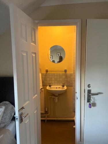 The Townhouse B and B free continental breakfast included