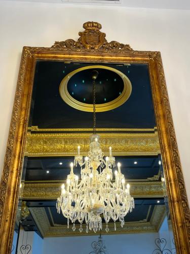 Adriano Boutique Sevilla - image 4