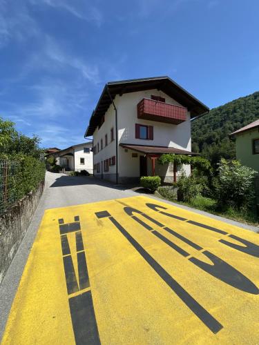 Hotelli välisilme, Apartmaji SOČA (Apartmaji SOCA) in Most na Soci