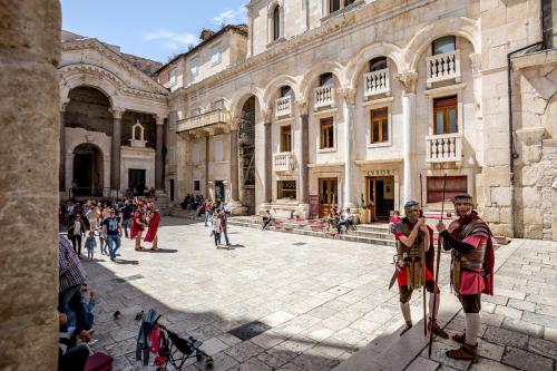 Centro di Centri Rooms, Split