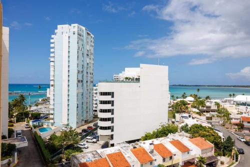 ESJ Towers Studio- Beach Access - image 14