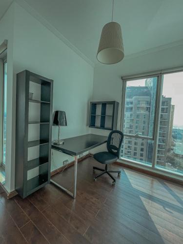 Stunning 2 Bedroom Marina Canal View Apartment, Dubai (photo 9)