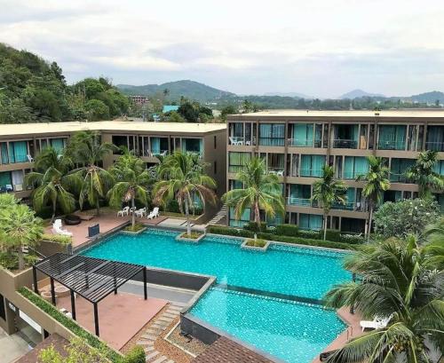 Balcony/terrace, The Jay Pixels Phuket Beachfront near Mai Thon Island