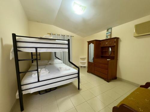 Beautiful house in a beachfront gated community in Ballenita