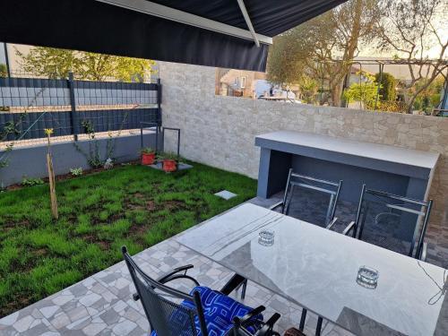 Erkély/terasz, Apartman Pranić Mostar (Apartman Pranic Mostar) in Blagaj