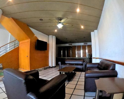 大堂, 卡爾佛特酒店 (Hotel Calvete) in 托雷翁