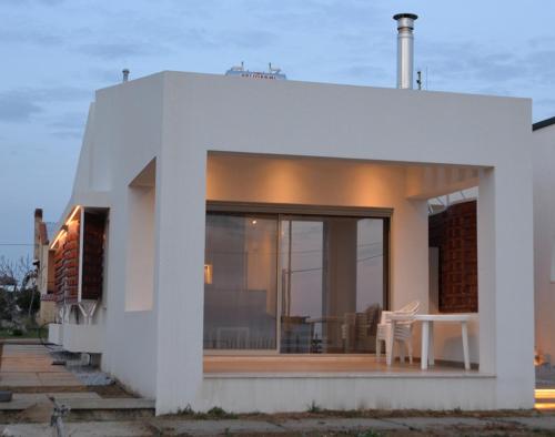 Exterior view, Villa Jolanta in Platanitis Maronia