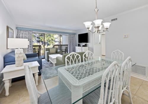 Three-Bedroom Villa image 10