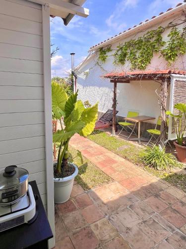 Kert, Sitges Garden Suite in Vilanova I La Geltru