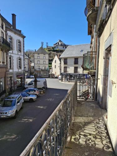 ทัศนียภาพ, Maison de Bourg in โรชฟอร์-มงตาญ