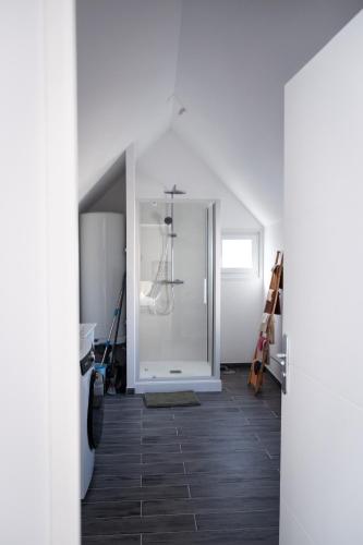 ฝักบัว, Les Escardines in อัว ปลาฌ