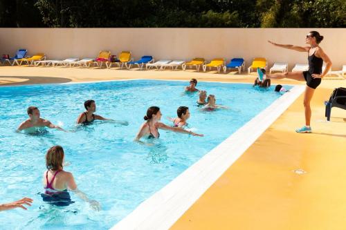 Camping De La Plage Bénodet - 400 mètres de La Plage