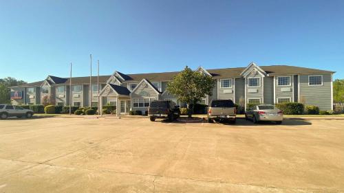 Motel 6 McAlester OK - South