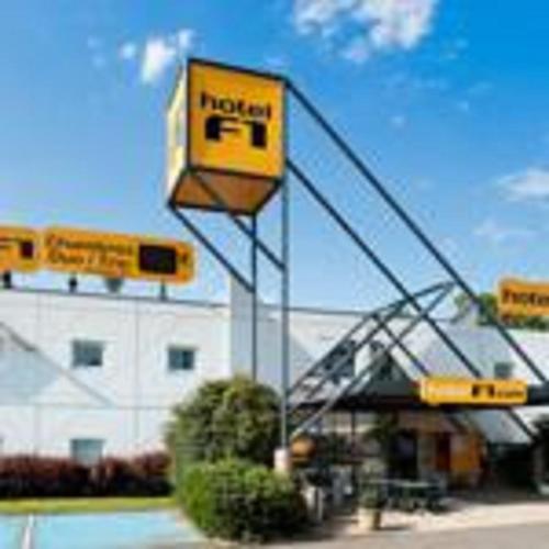 Entrada, hotelF1 Besancon Ouest Micropolis in Besancon