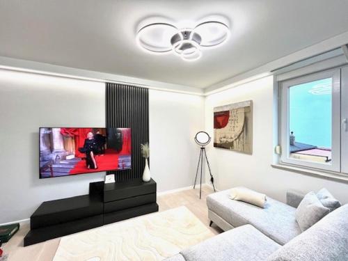 Deluxe apartment Jada'or with parking and sea view
