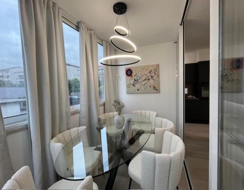 Two-Bedroom Apartment image 5