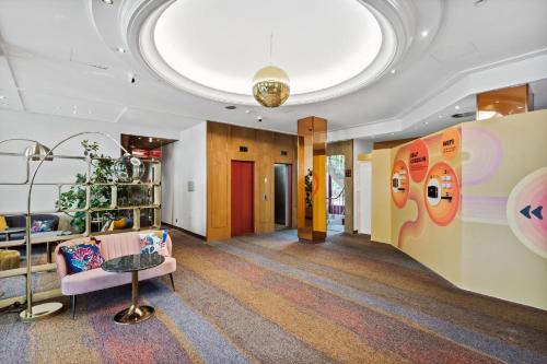 cozy self check-in rooms in ไฟรบวร์ก